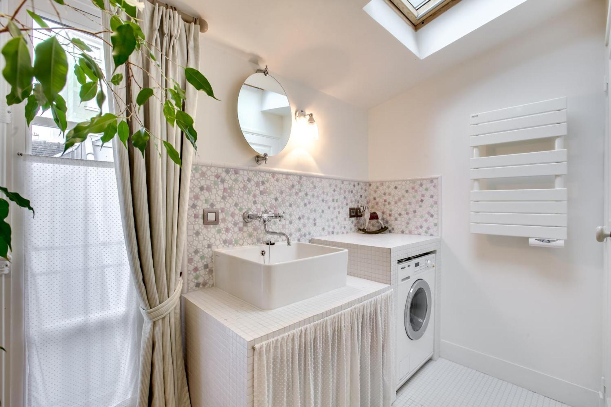 Apartment Parisian House *