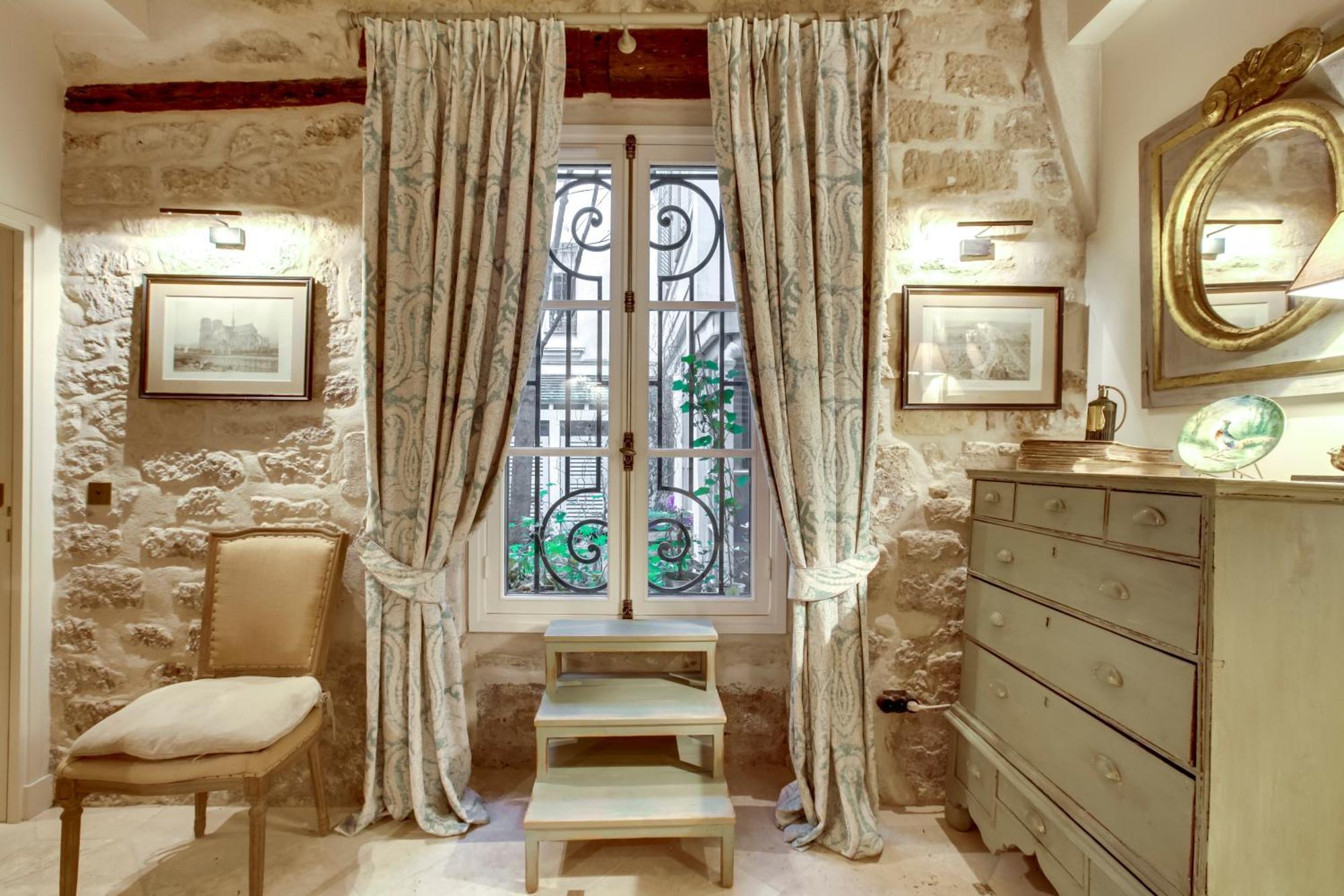 Parisian House *